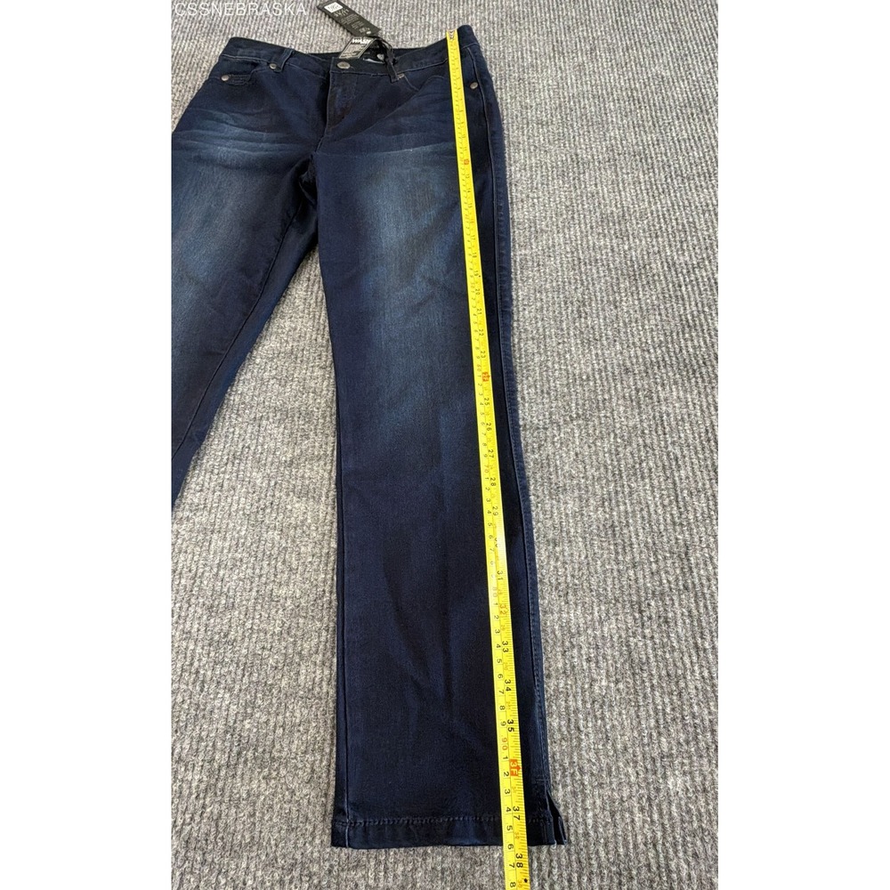 Luxe Kingston Ankle Blue Denim Jeans featuring a lightly faded finish - Size 29 - Picture 3 of 11
